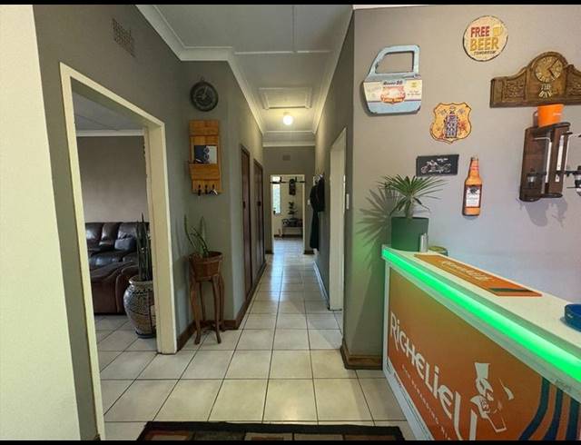 2 BEDROOM APARTMENT FOR SALE IN LAMBTON